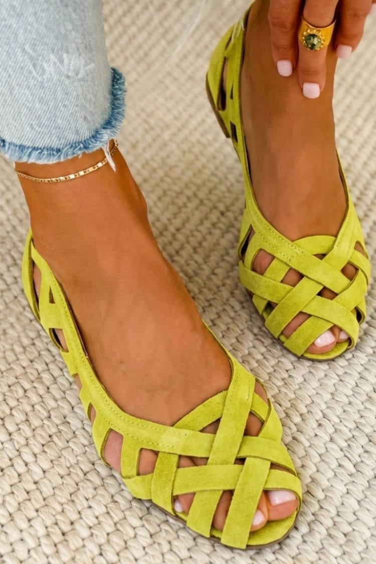 Darsy | Cross Strap Open Toe Flat Sandals
