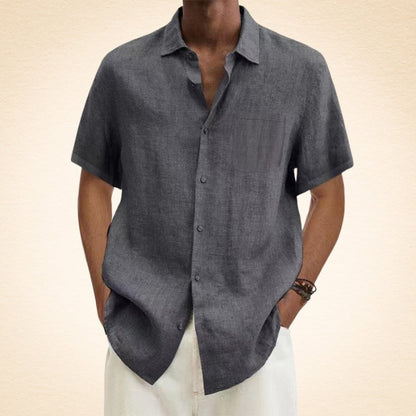 Lavrov | Short Sleeve Button-Up Collared Shirt